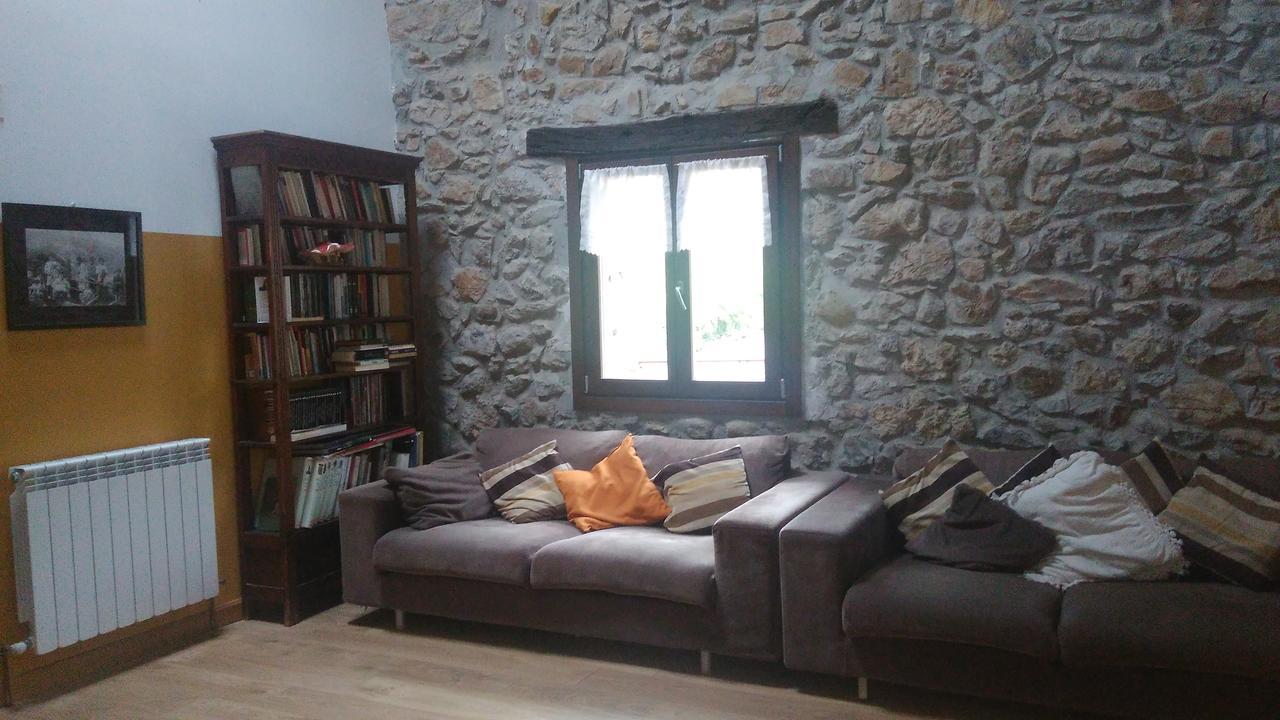 Otardi Hostel Asteasu Ngoại thất bức ảnh